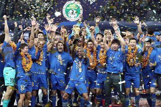 欧冠半决赛时间-中超开幕式遇尴尬 冠军队长捧火神杯入场将取消