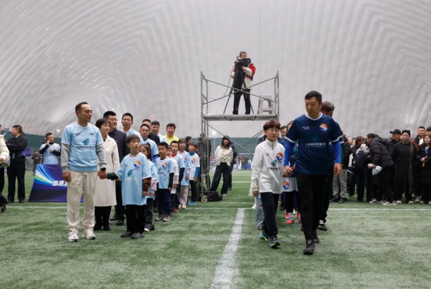 欧冠晋级规则-地市动态 | “东北超”前菜:32支企业家球队开战“连超”|足球|友谊赛|民营企业家组|足球联赛|足球赛_新浪新闻